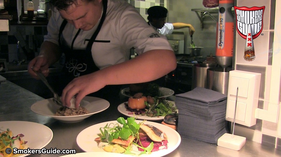 Eat & Vape at Green House Kitchen Organic Restaurant