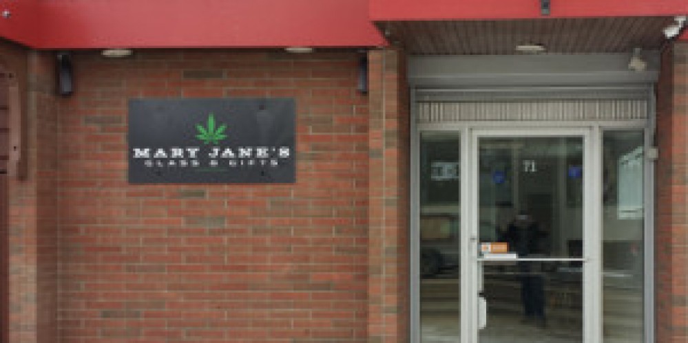 Mary Jane's-Williams Lake Glass & Gifts Dispensary